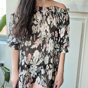 Off the shoulder top - stylenanda